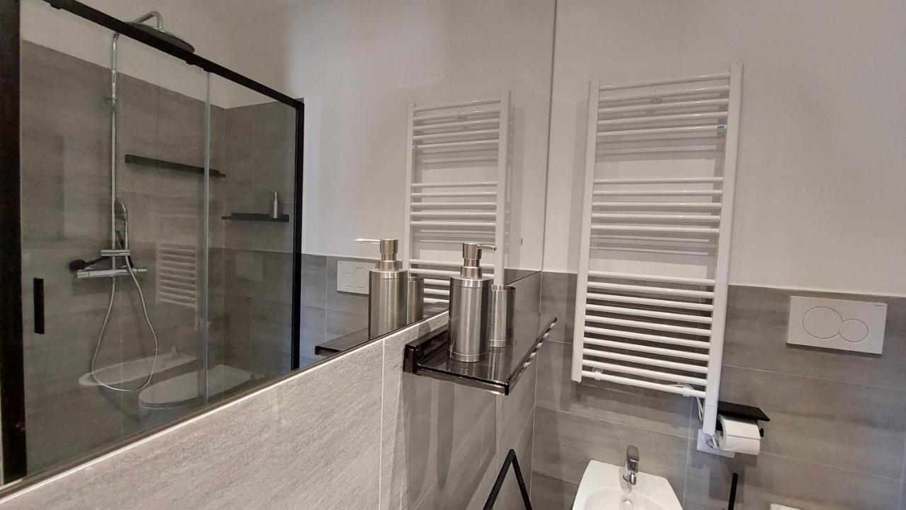 Appartement Dimora San Bartolomeo - Design, Panoramic View & Culture à Rome Extérieur photo